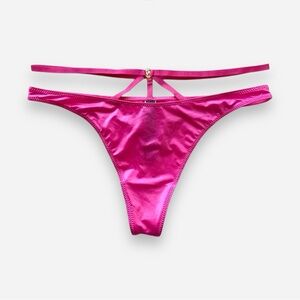 🌸New🌸 Victoria’s Secret thong panty S new